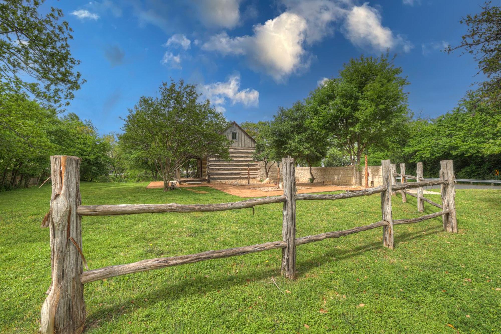 Willa Town Creek Cabin Walk To Main St Fredericksburg Zewnętrze zdjęcie